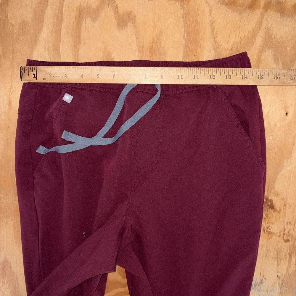 FIGS Tansen Mens Burgundy Jogger Scrub Pants 5 Pockets Small